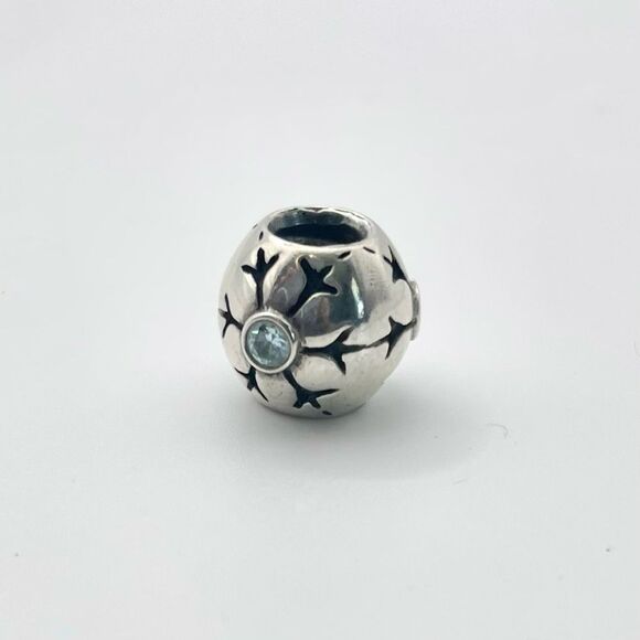 Pandora 790367CZA Sterling Silver Winter Snowflake Bead Aqua CZ Retired Charm - Picture 4 of 6